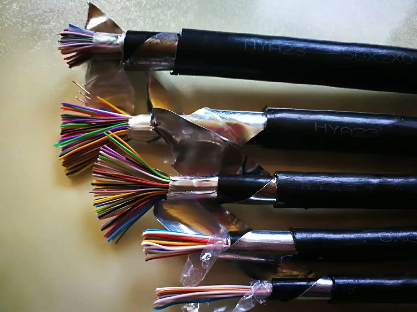 485屏蔽線ZA-ASTP-120Ω2*2*0.75